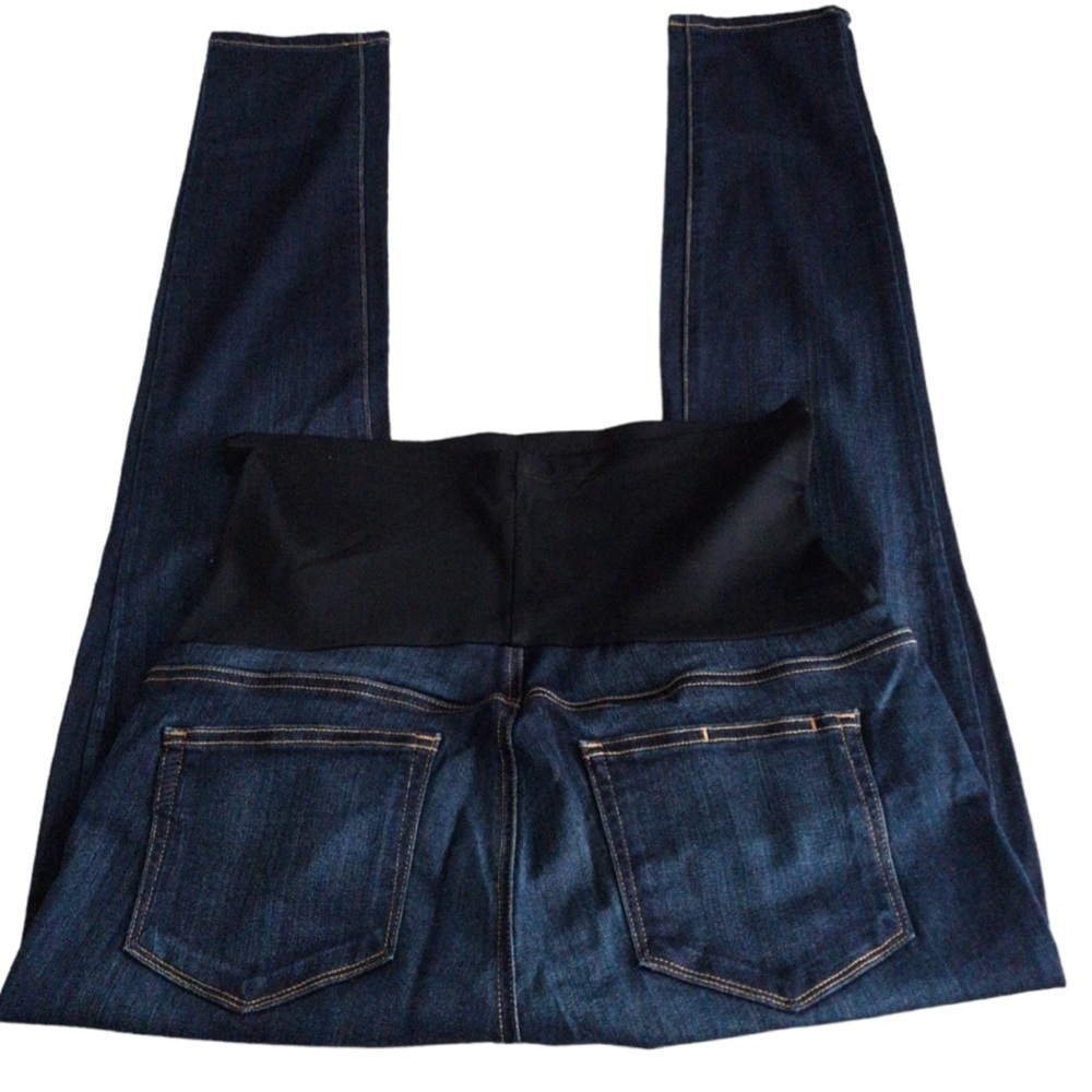 PAIGE Blue Jeggings with Classic Styling